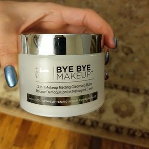 It cosmetics cleansing balm